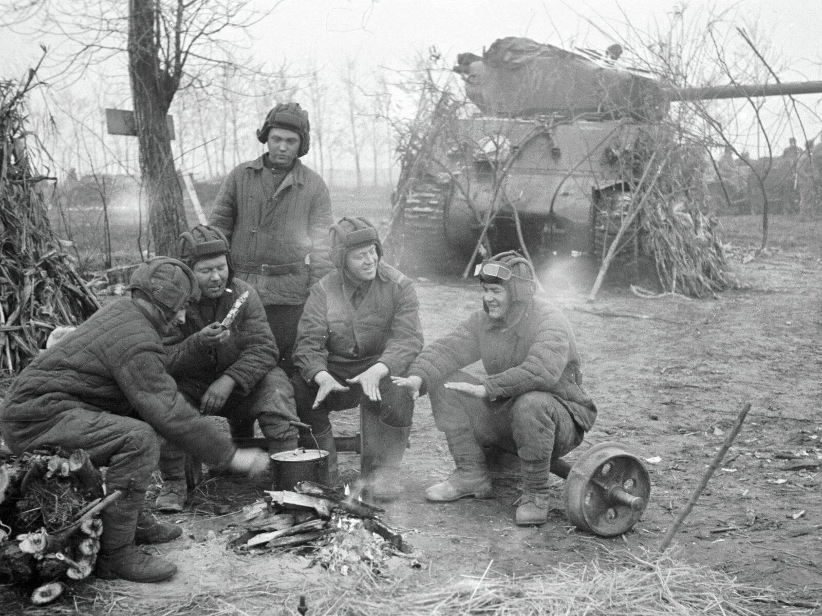 С Днём Победы, друзья! С главным праздником!