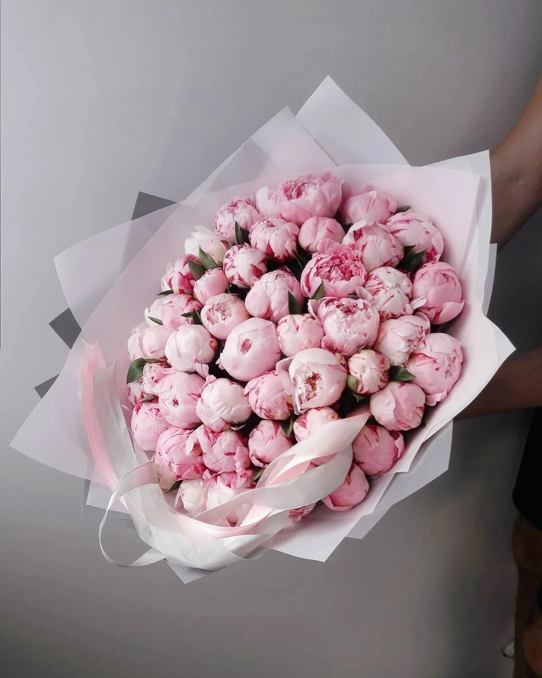 Девушки, поздравляем вас, с вашим днём!🌷